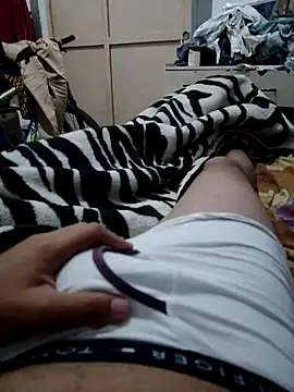 alejo5288 online show from 10/20/25, 04:57