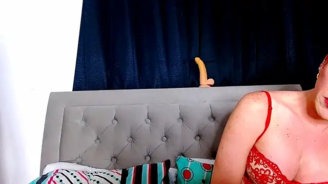 sweethoneytsx online show from 09/19/25, 09:59