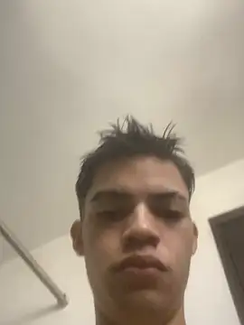 Latinos 2001 online show from 07/17/26, 12:56