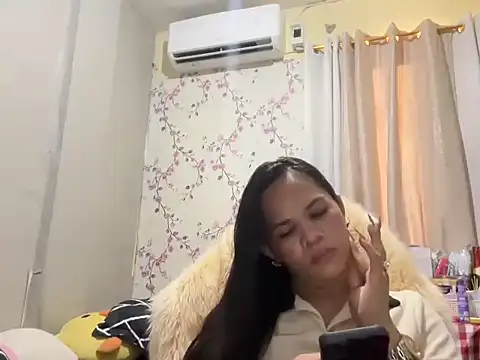 SophiaCourthaway online show from 01/08/26, 11:40