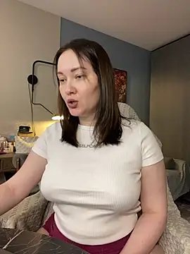 Kiss My Body online show from 11/22/25, 04:17