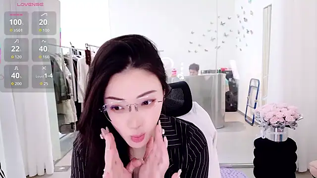 miaomiao-777 online show from 04/10/26, 02:28