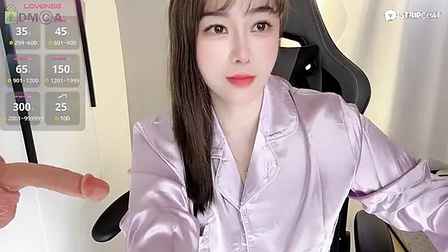 Snapshot of Alano-01 chatting on 03/20/25, 05:24 Alano-01 online show from 03/20/25, 05:24