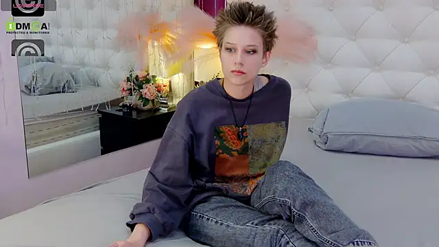 via mayer  online show from 02/03/25, 05:07