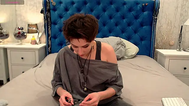 via mayer  online show from 02/14/26, 01:57