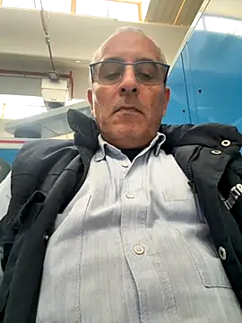 Snapshot of sempreilmio2 chatting on 10/08/25, 10:35 sempreilmio2 online show from 10/08/25, 10:35