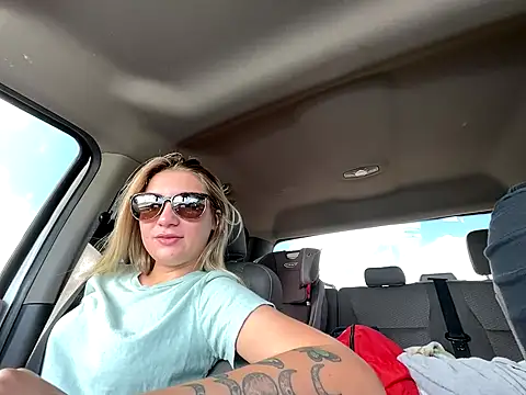 Hatgirl69 online show from 09/20/25, 04:30