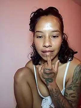 Snapshot of Miss_sparkle00 chatting on 02/01/25, 07:57 Miss sparkle00 online show from 02/01/25, 07:57