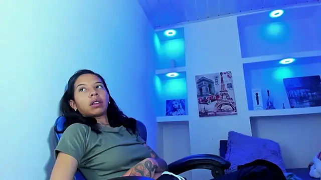 Snapshot of Miss_sparkle00 chatting on 09/10/25, 07:19 Miss sparkle00 online show from 09/10/25, 07:19