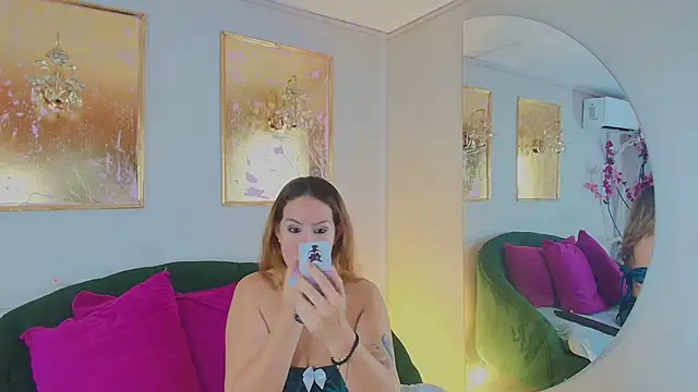 scarlette69 online show from 04/21/26, 07:39