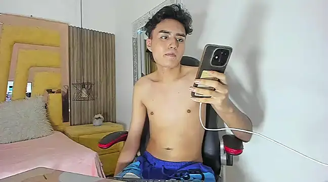 AiddenScott online show from 01/22/25, 10:29