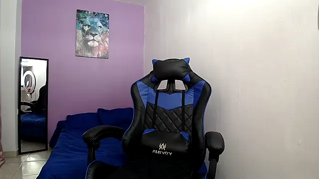 alana lara online show from 11/23/25, 04:12