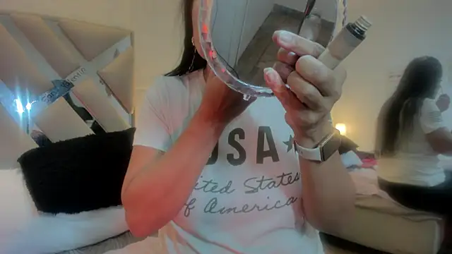 raquell moore online show from 02/24/25, 07:22