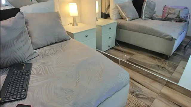 raquell moore online show from 03/09/26, 12:20