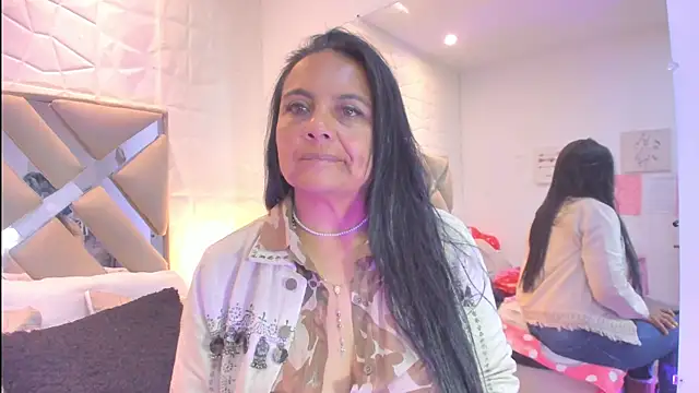 raquell moore online show from 04/13/26, 11:59