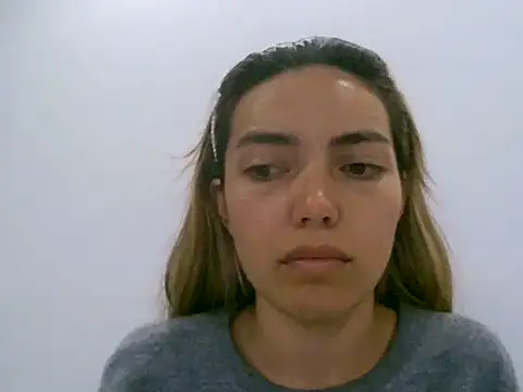 VittoriaTaylor online show from 06/09/26, 04:13