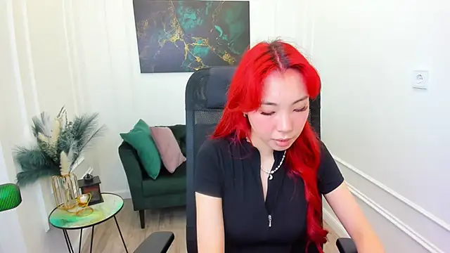 Snapshot of AnnaReyla chatting on 04/28/26, 04:06 AnnaReyla online show from 04/28/26, 04:06