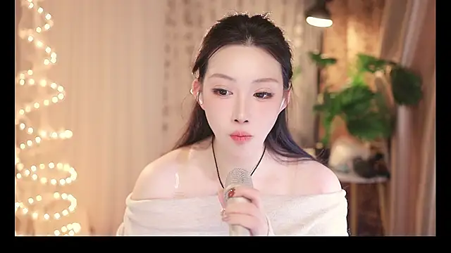 Dou-Dou-er online show from 02/14/25, 12:25