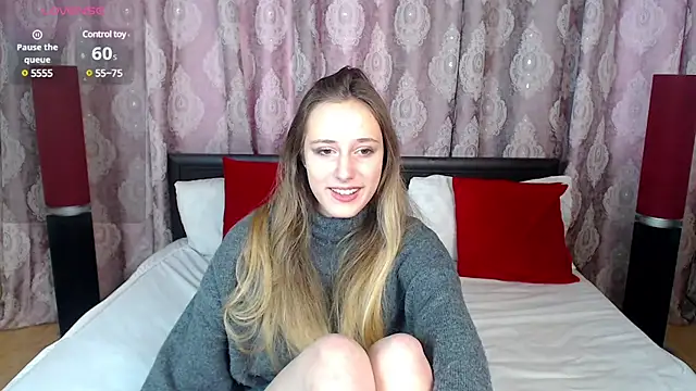 Snapshot of blondyriss chatting on 02/05/25, 02:16 blondyriss online show from 02/05/25, 02:16
