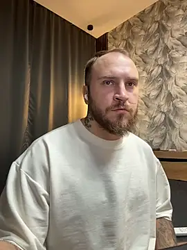  XxX-XxX  online show from 11/18/25, 11:59