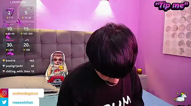 Snapshot of dalmonn_lennoxx chatting on 01/22/25, 01:20 dalmonn lennoxx online show from 01/22/25, 01:20