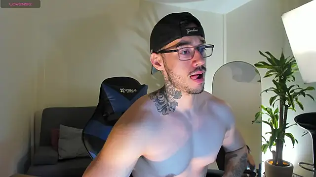 Salvatore costa online show from 11/05/25, 12:21