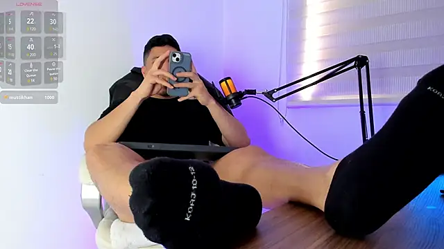 Snapshot of Fraannco chatting on 01/31/25, 07:29 Fraannco online show from 01/31/25, 07:29