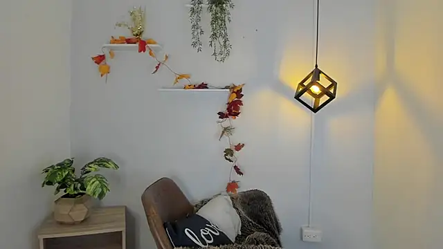 Juliane su online show from 01/29/25, 11:35