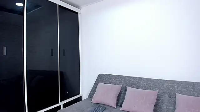 Alondra Cutie online show from 02/01/26, 08:51