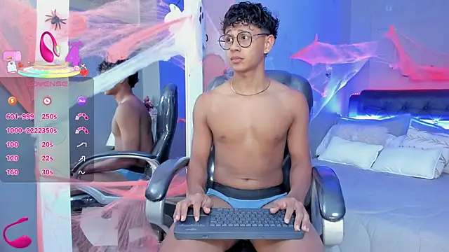 Dawn16  online show from 10/30/25, 09:04