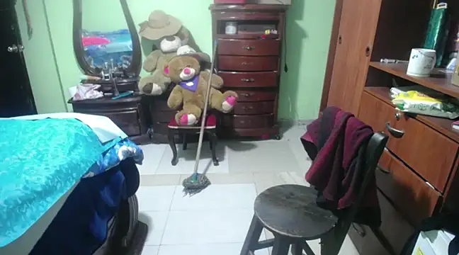 jazmin mature  online show from 02/17/25, 12:05