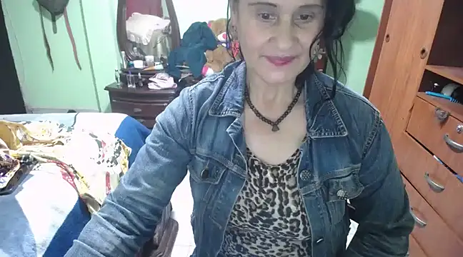 jazmin mature  online show from 03/19/25, 02:57