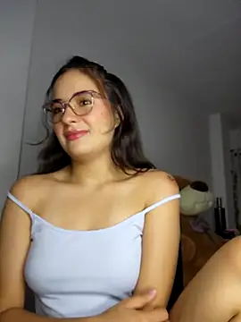 baaby-miiaa online show from 03/10/25, 02:39