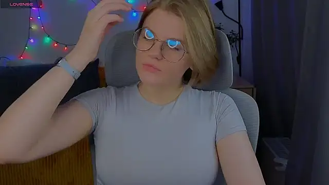  JessieVibes online show from 11/12/25, 01:00