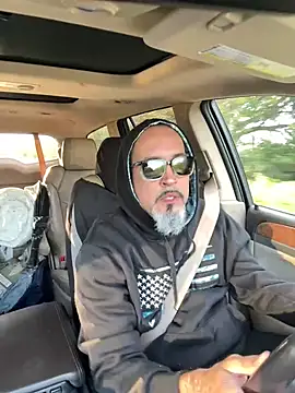 Snapshot of TheConfidentialClub chatting on 01/15/25, 01:20 TheConfidentialClub online show from 01/15/25, 01:20