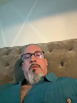 Snapshot of TheConfidentialClub chatting on 01/15/25, 08:58 TheConfidentialClub online show from 01/15/25, 08:58