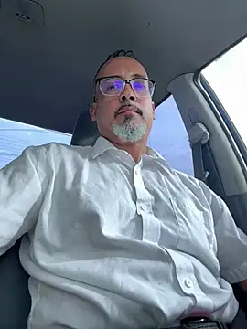 Snapshot of TheConfidentialClub chatting on 01/20/25, 04:01 TheConfidentialClub online show from 01/20/25, 04:01