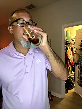 Snapshot of TheConfidentialClub chatting on 09/25/25, 04:38 TheConfidentialClub online show from 09/25/25, 04:38