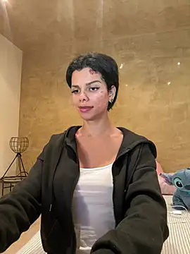 Rosariolovex online show from 02/08/25, 10:07