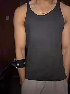 hot hunk boy online show from 01/14/26, 09:09