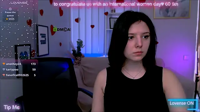 Snapshot of flora_ri chatting on 03/10/25, 01:32 flora ri online show from 03/10/25, 01:32