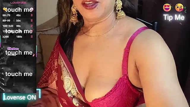 Snapshot of Bengali_Cute_Girl chatting on 06/19/26, 02:43 Bengali Cute Girl online show from 06/19/26, 02:43