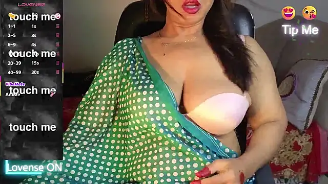 Snapshot of Bengali_Cute_Girl chatting on 07/05/26, 02:18 Bengali Cute Girl online show from 07/05/26, 02:18