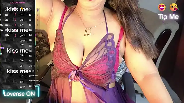 Snapshot of Bengali_Cute_Girl chatting on 07/19/26, 02:26 Bengali Cute Girl online show from 07/19/26, 02:26