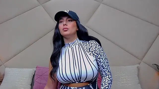 ChloeFrost online show from 09/24/25, 05:00