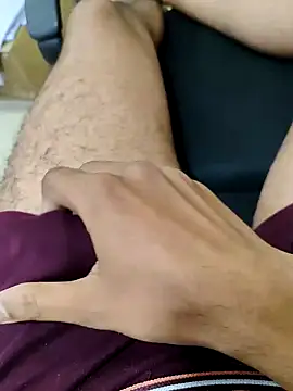 Snapshot of xx54362 chatting on 02/24/25, 04:36 xx54362 online show from 02/24/25, 04:36