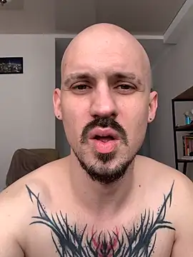 AssHunter4k online show from 04/23/26, 08:02