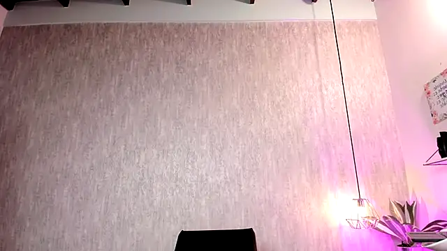 isabella zc online show from 02/01/25, 05:58