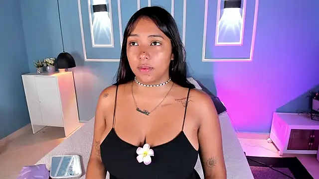 isabella zc online show from 06/24/26, 11:42