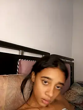 Zoe Sweett18 online show from 03/11/26, 06:25